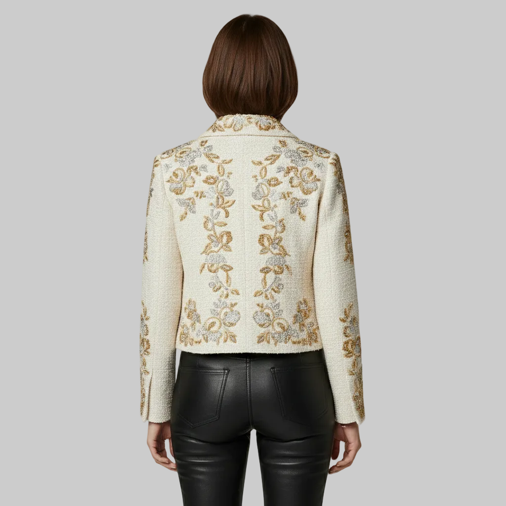 Haftowana krótka dopasowana kurtka